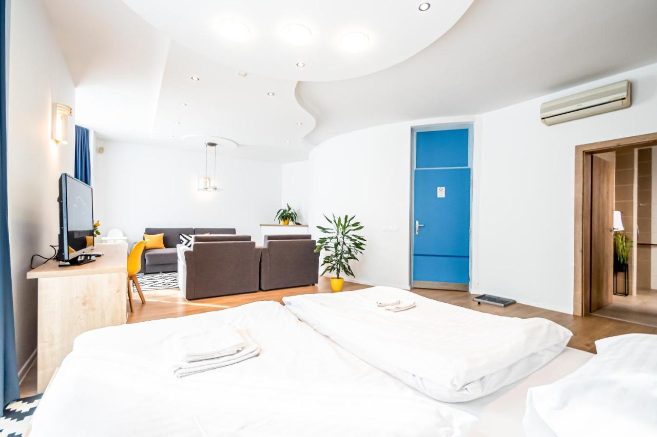 Hotel Squash Dependance Prievidza Exterior foto